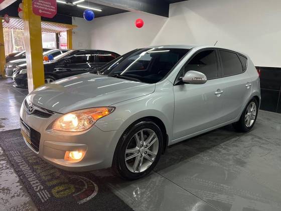 HYUNDAI I30 2.0 MPI 16V GASOLINA 4P MANUAL